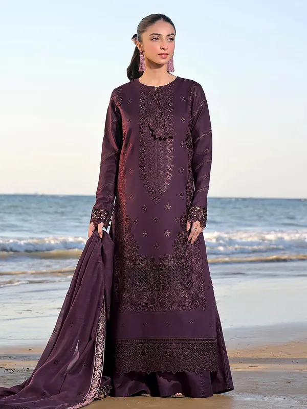 Izel Saahil Signature Lawn 24 Magenta Organza – view 1 – Poshaq