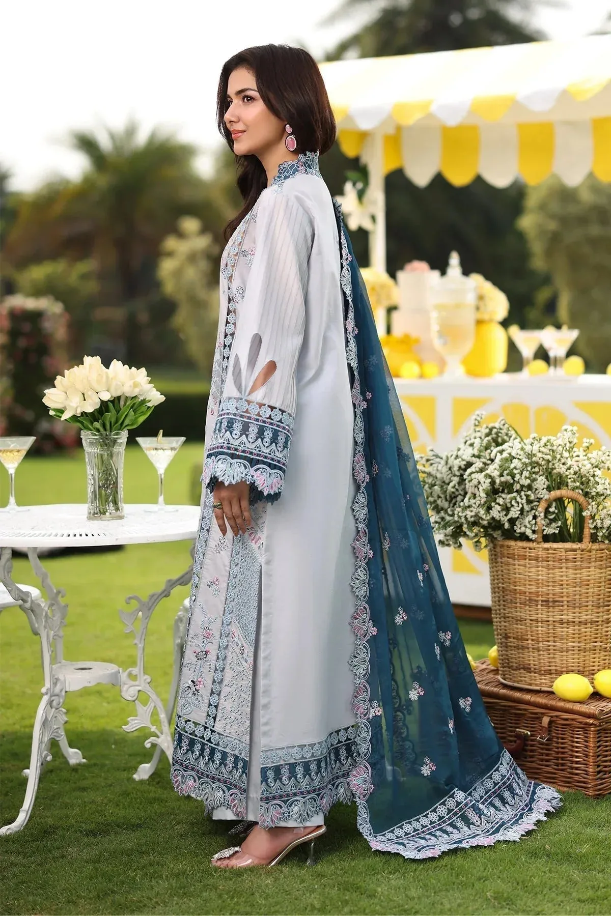 Imrozia Premium Hayam Luxury Lawn 25 Silver Organza – view 2 – Poshaq