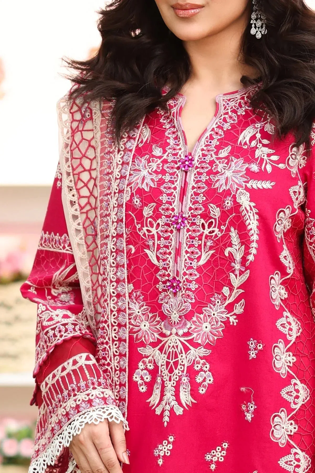 Imrozia Premium Hayam Luxury Lawn 25 Red Organza – view 3 – Poshaq