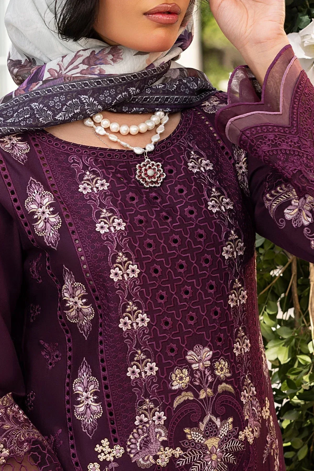Imrozia Premium Rang e Bahar Wine Berry Cotton – view 3 – Poshaq