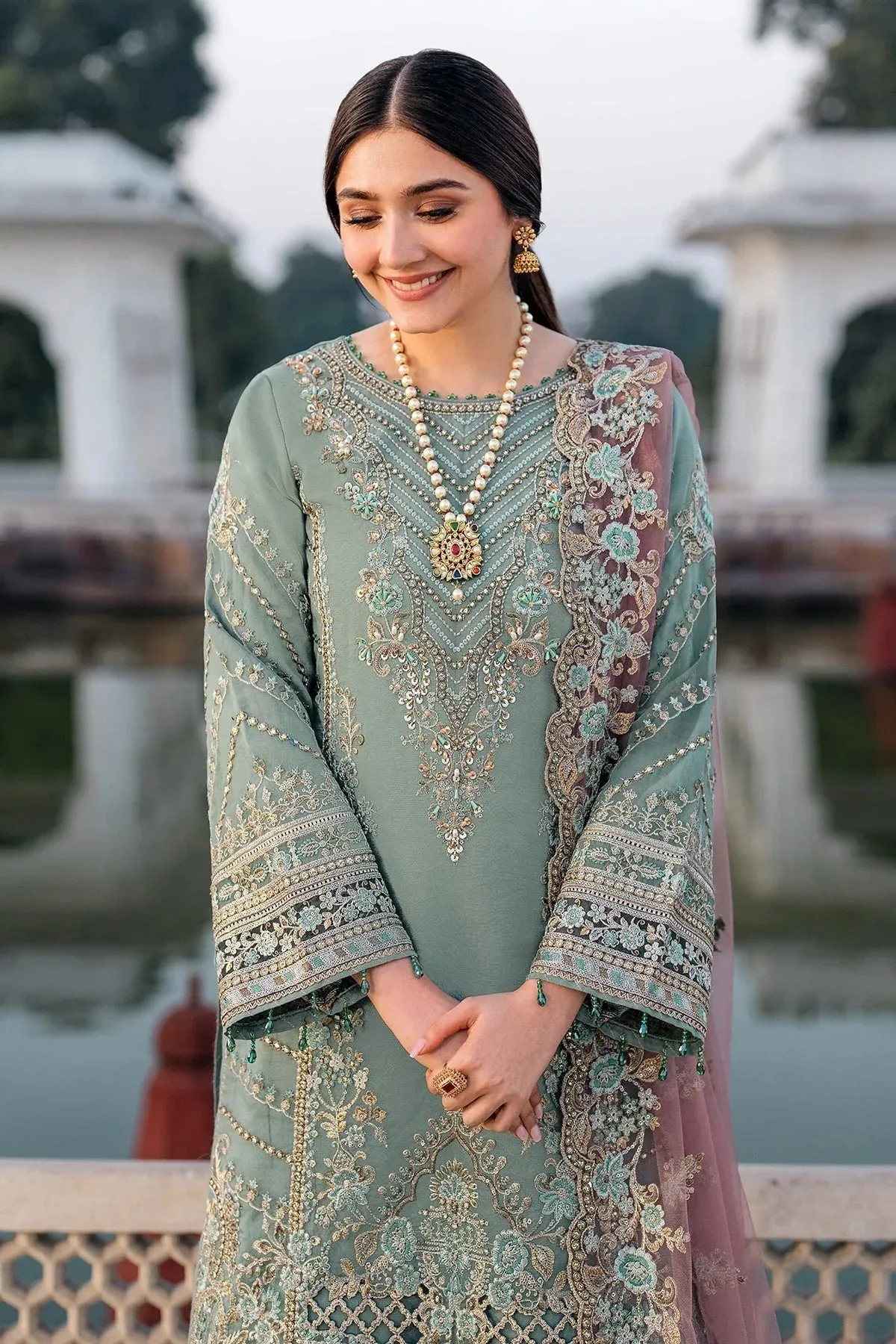 Imrozia Premium Meeras Luxury Eid 25 Grey Organza β view 3 β Poshaq