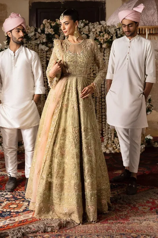 Imrozia Premium Jashan Bridal Collection Tea Green Organza – view 1 – Poshaq