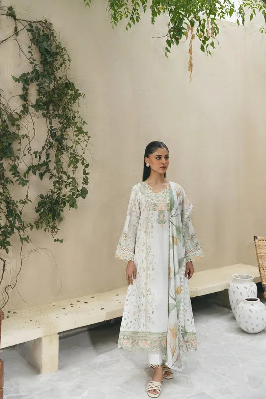 Aabyaan Shezlin Chikankari 25 Off White Jacquard – view 1 – Poshaq