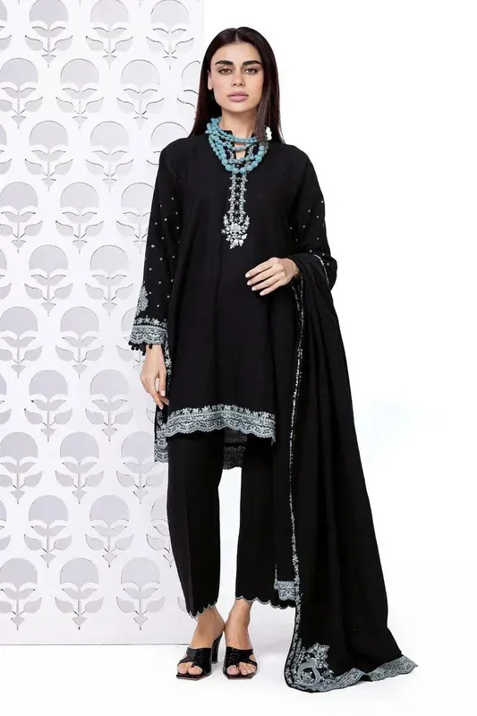 Khaadi My Winter Mood Black Organza – view 1 – Poshaq