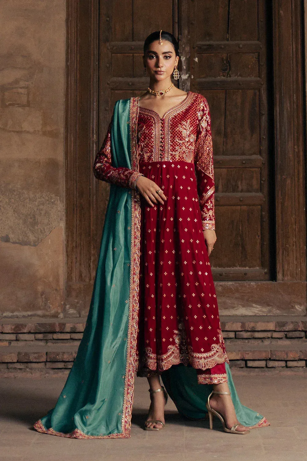 Maryum N Maria Gulshan e Makhmal Maroon Velvet – view 1 – Poshaq