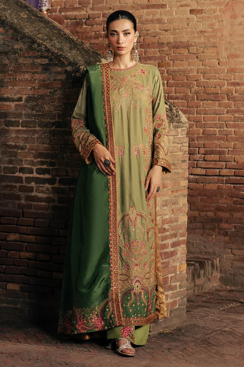 Maryum N Maria Gulshan e Makhmal Apple Green Velvet – view 1 – Poshaq