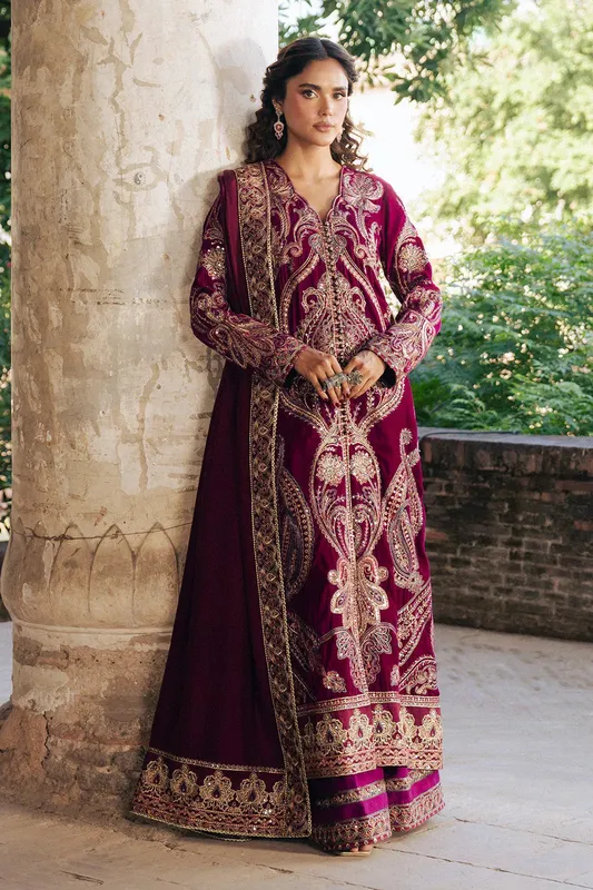 Maryum N Maria Gulshan e Makhmal Magenta Velvet – view 1 – Poshaq
