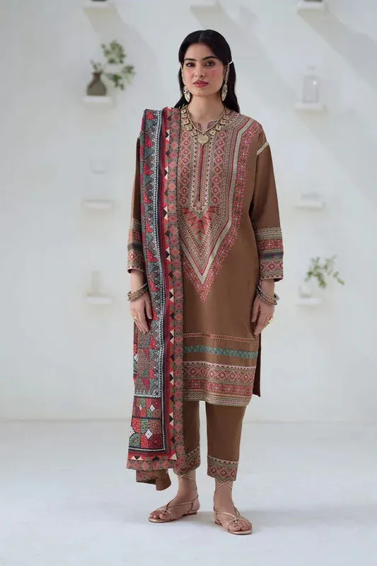 Maryum N Maria Noore Winters 25 Brown Khaddar – view 1 – Poshaq