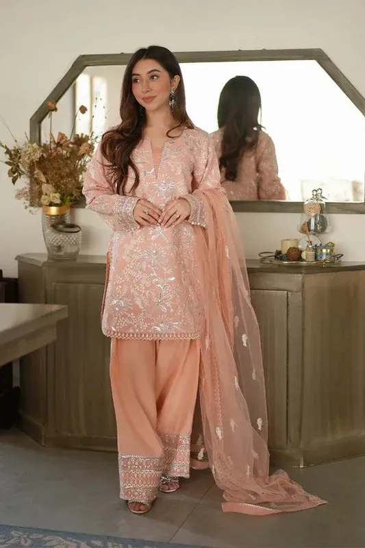 Maryum N Maria Nude Peach Grip – view 1 – Poshaq