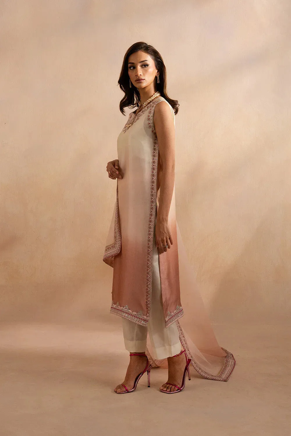 Maryum N Maria Dhahab 25 Pink Organza – view 4 – Poshaq