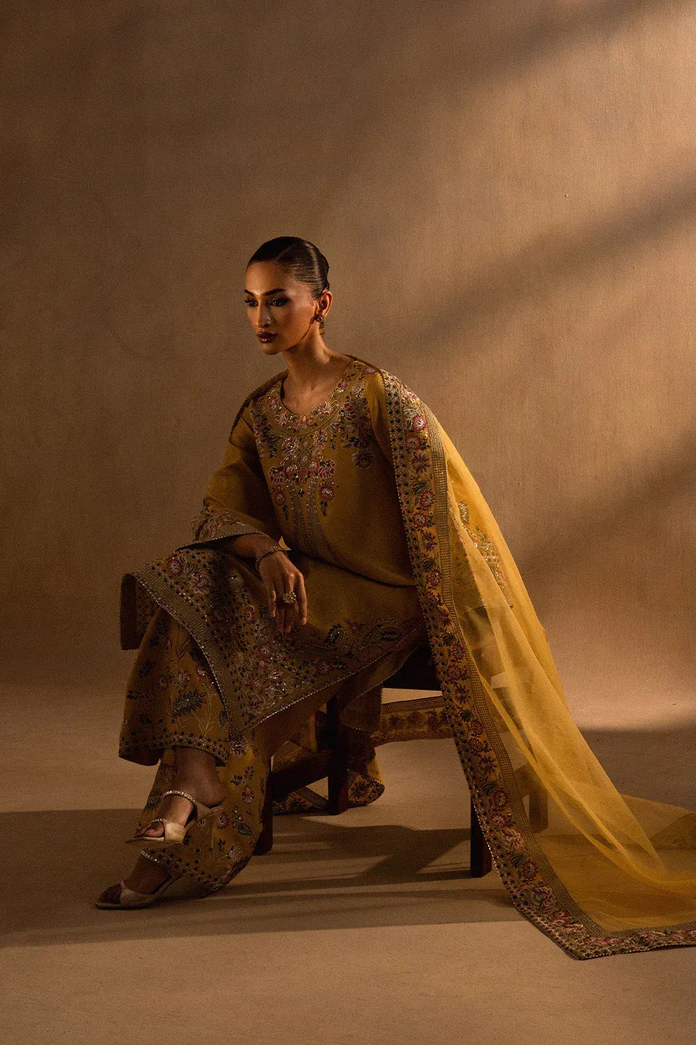 Maryum N Maria Dhahab 25 Yellow Organza – view 5 – Poshaq