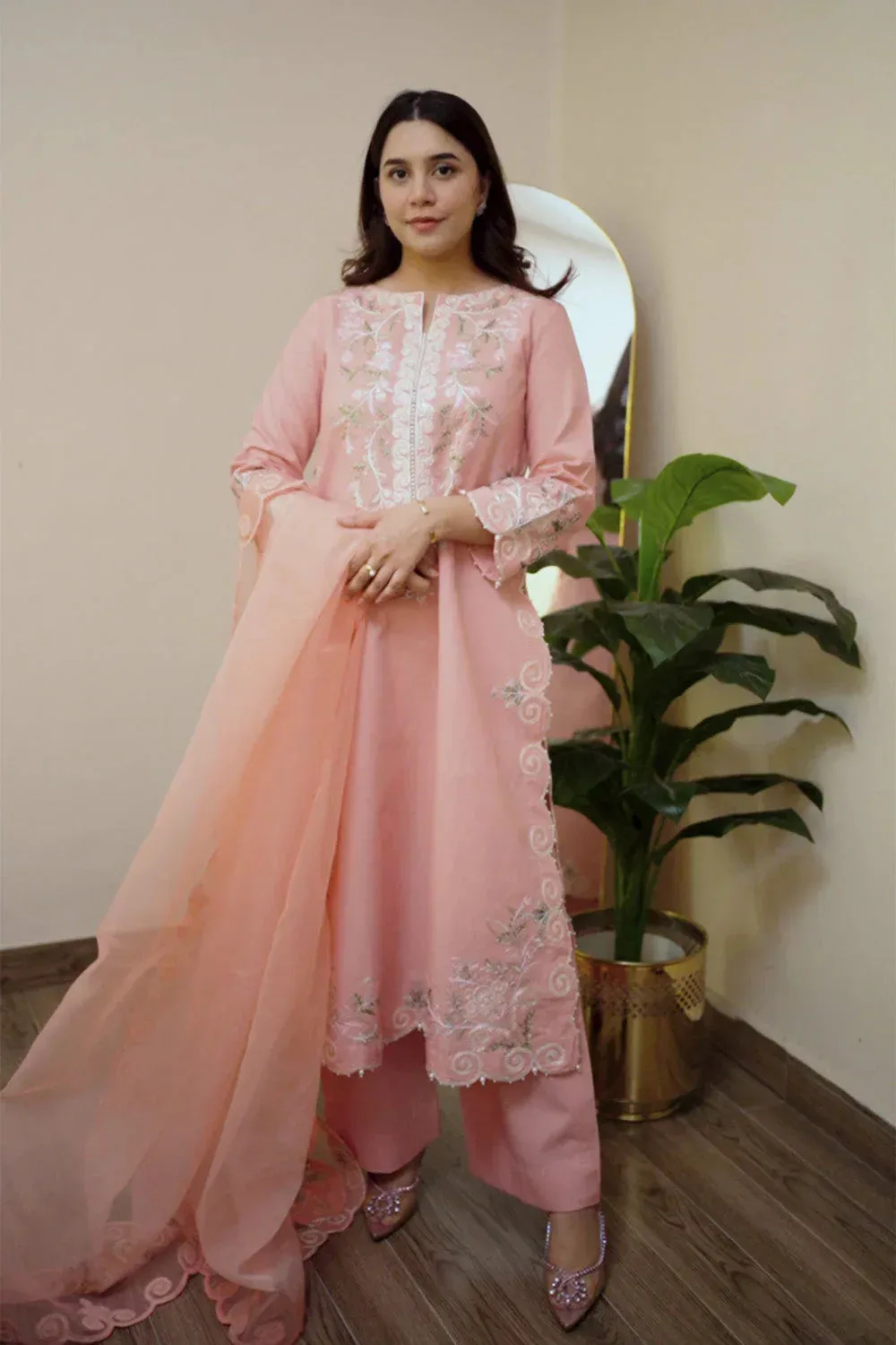 Maryum N Maria Koel 25 Pink Organza – view 3 – Poshaq