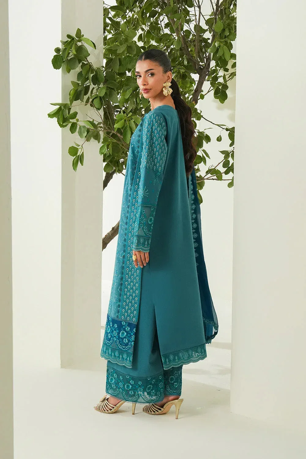 Maryum N Maria Soiree Lawn Teal Blue Organza – view 3 – Poshaq