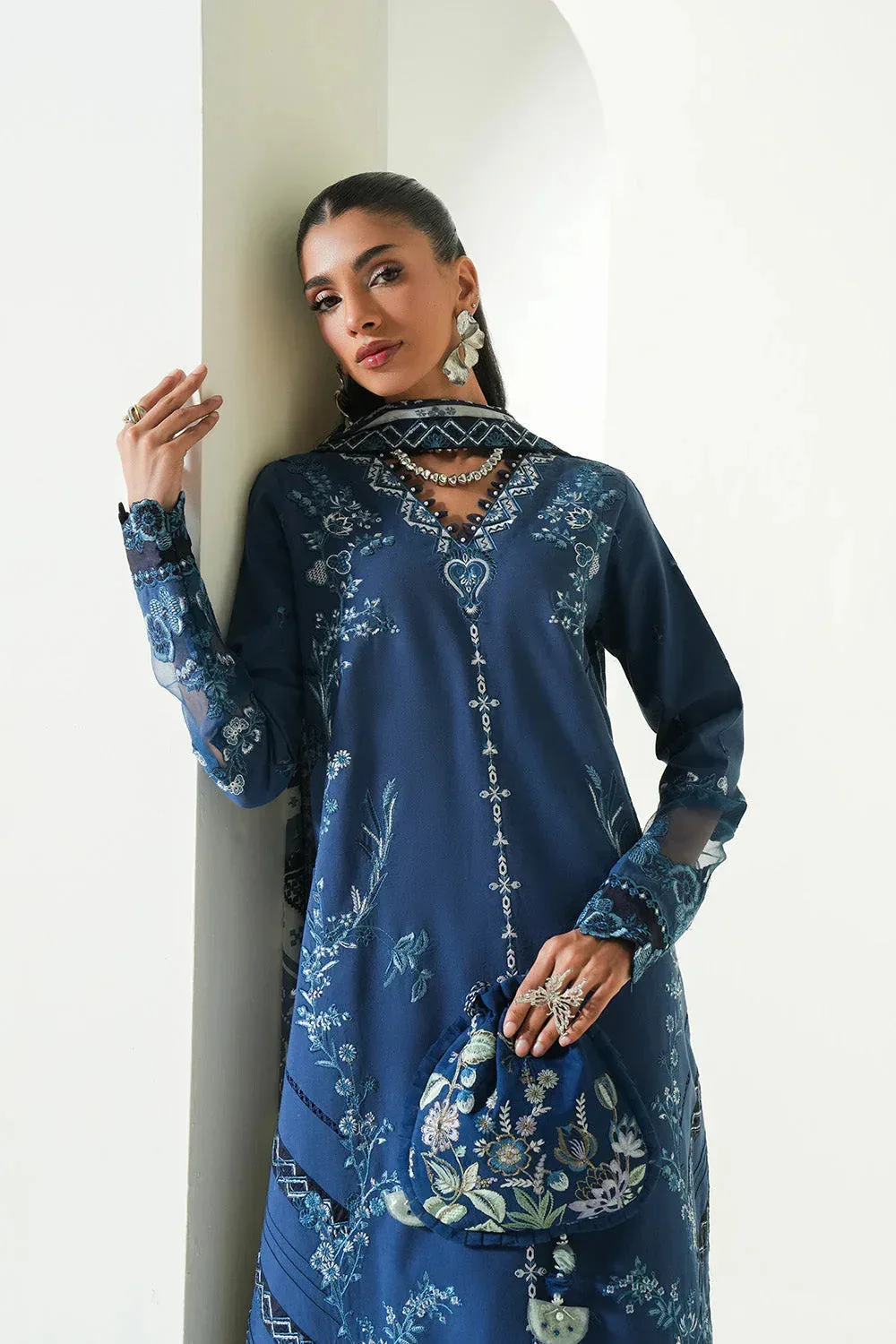 Maryum N Maria Soiree Lawn Navy Organza – view 4 – Poshaq