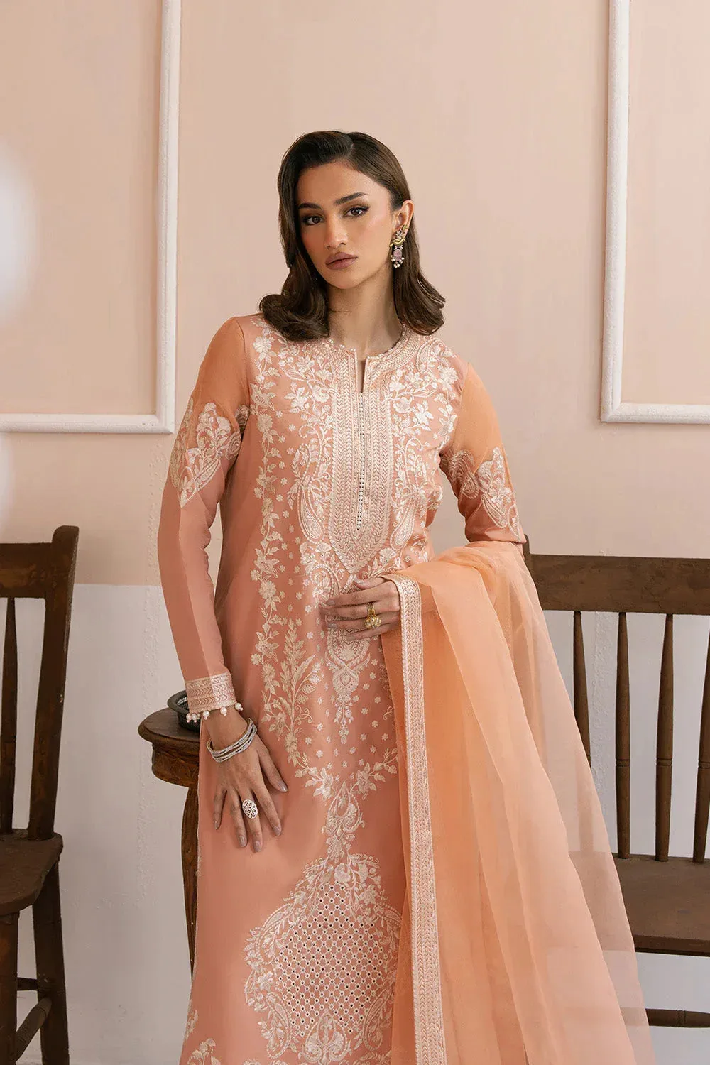 Maryum N Maria Eid Luxury Lawn 25 Peach Pink Organza – view 4 – Poshaq