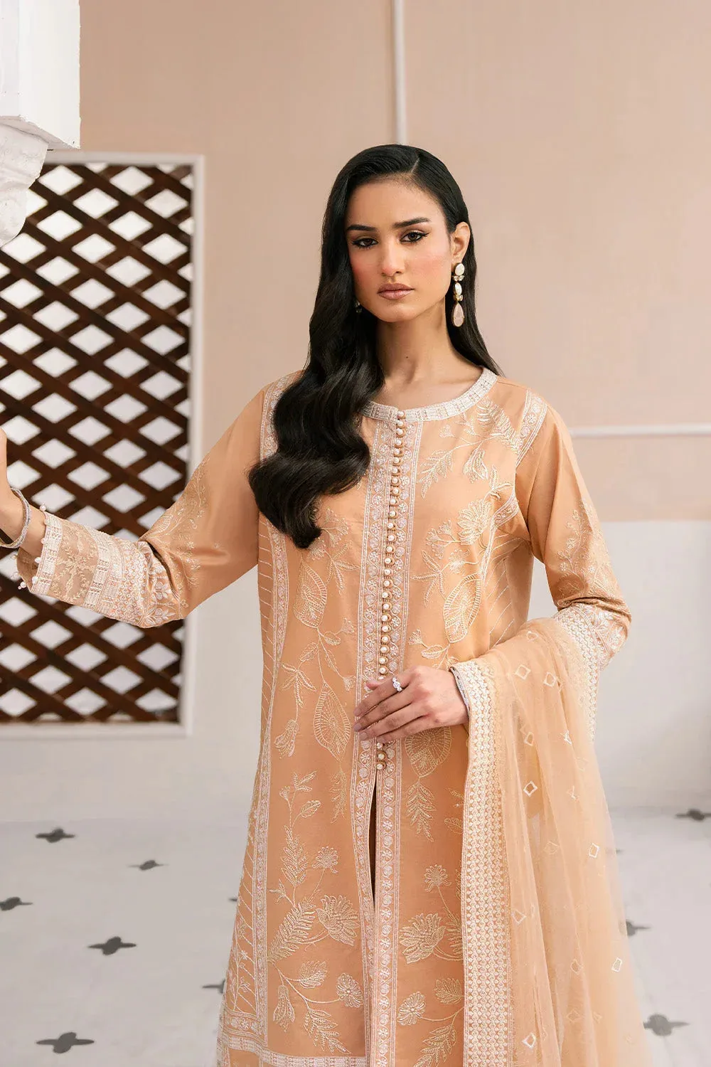 Maryum N Maria Eid Luxury Lawn 25 Peach Hue Organza – view 3 – Poshaq