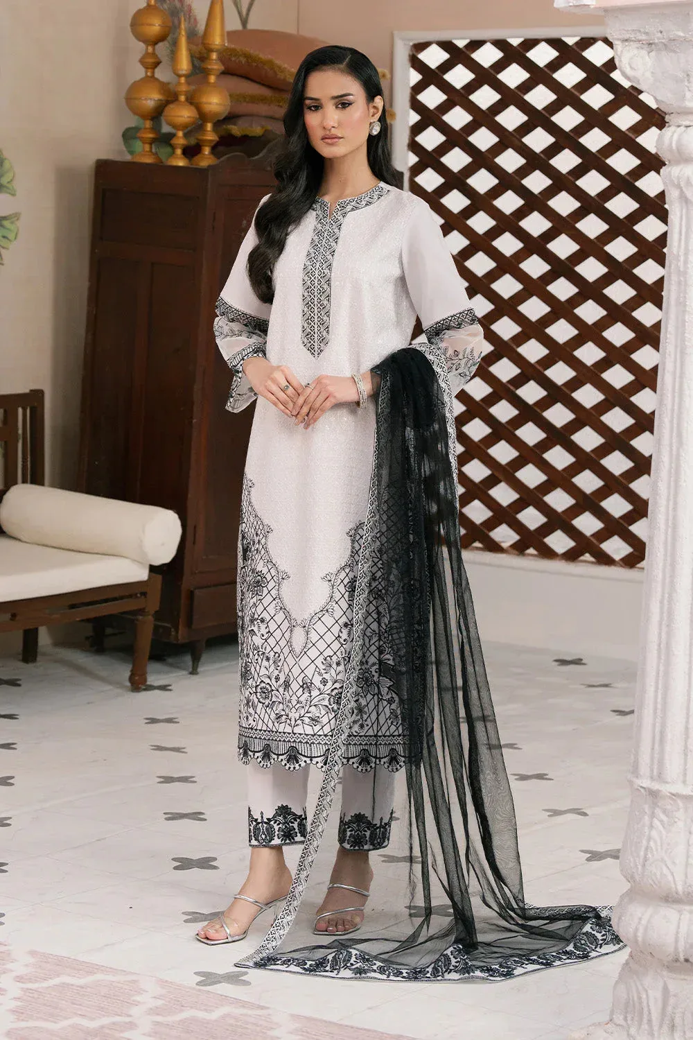 Maryum N Maria Eid Luxury Lawn 25 White Organza – view 1 – Poshaq