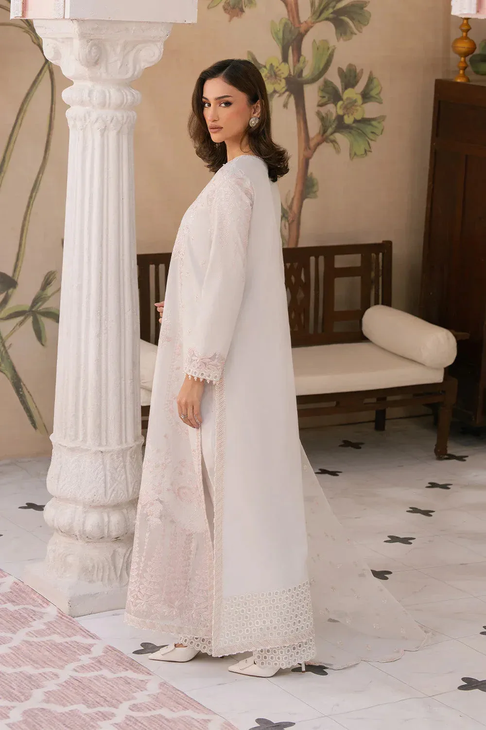 Maryum N Maria Eid Luxury Lawn 25 White Organza – view 2 – Poshaq