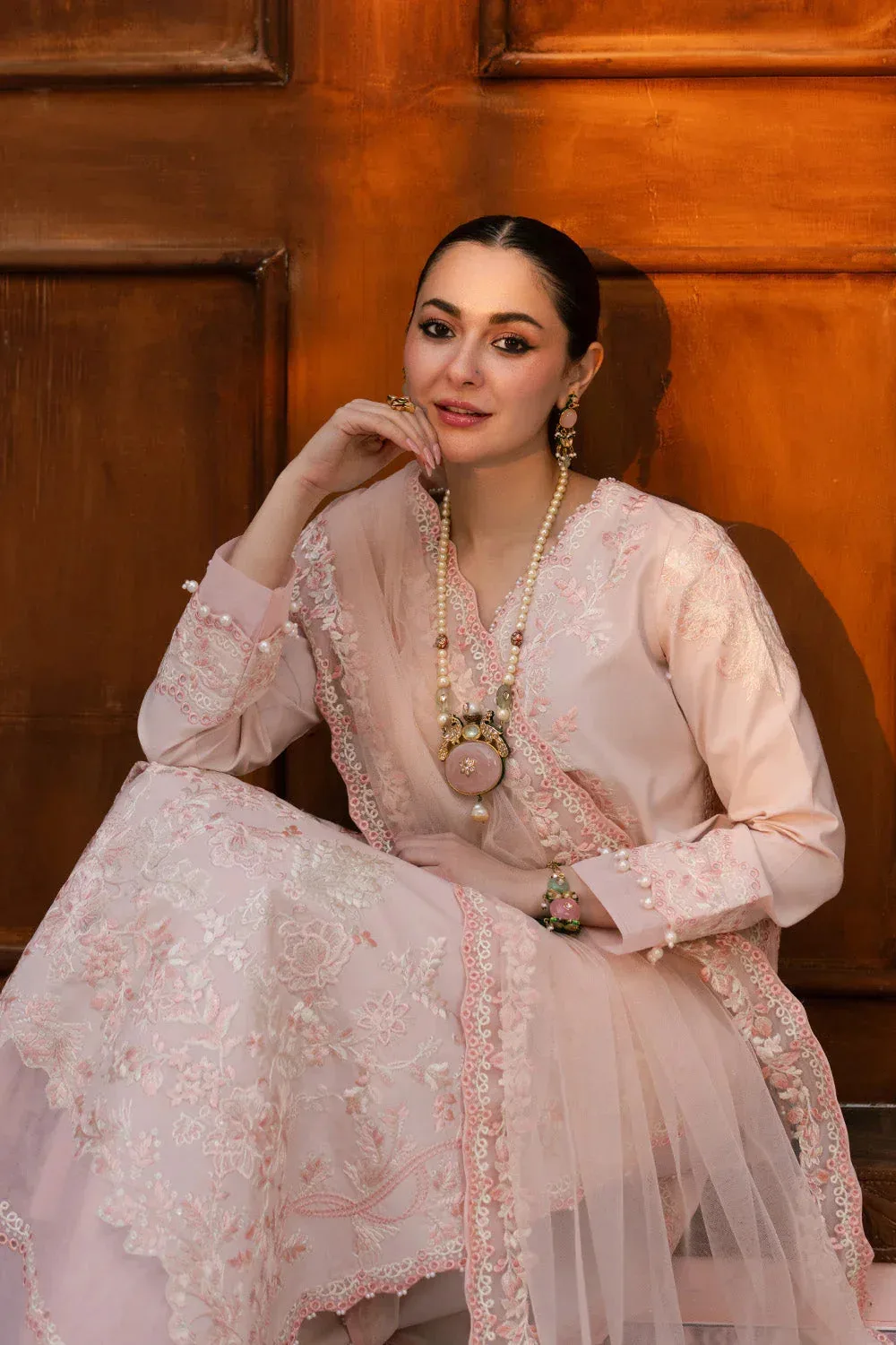 Maryum N Maria Eid Luxury Lawn 25 Pink Organza – view 4 – Poshaq