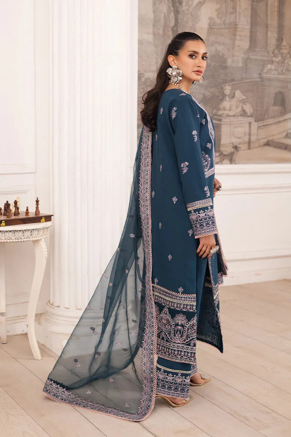 Maryum N Maria Mira Luxury Lawn Navy Blue Lawn – view 2 – Poshaq
