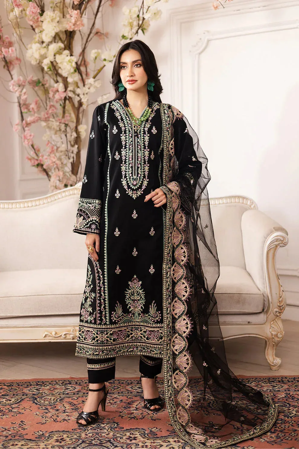 Maryum N Maria Mira Luxury Lawn Black Lawn – view 1 – Poshaq