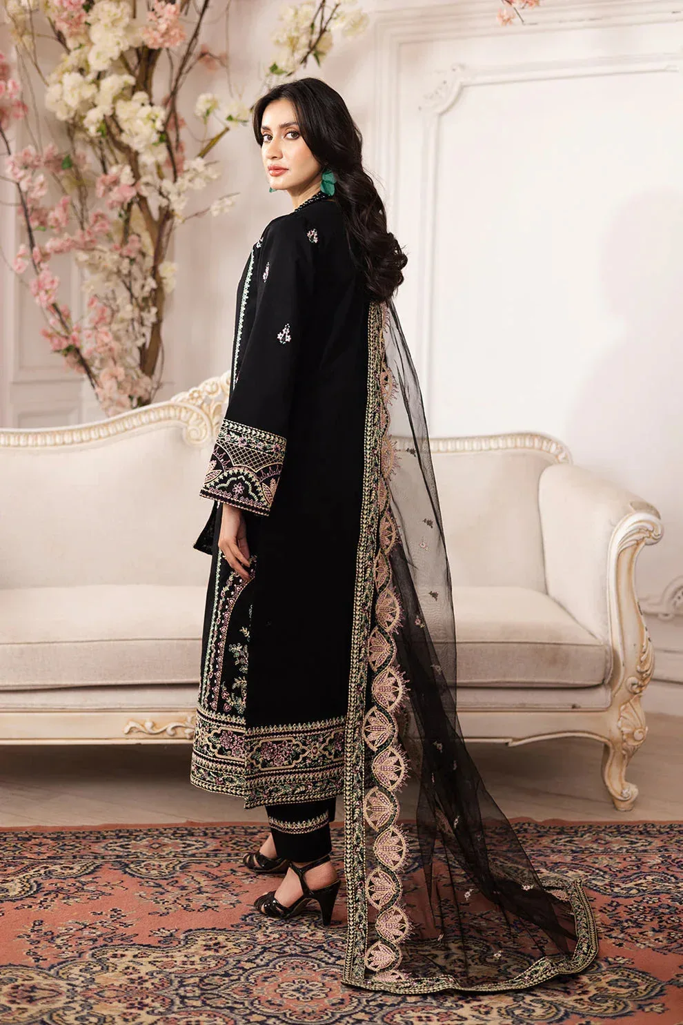 Maryum N Maria Mira Luxury Lawn Black Lawn – view 2 – Poshaq