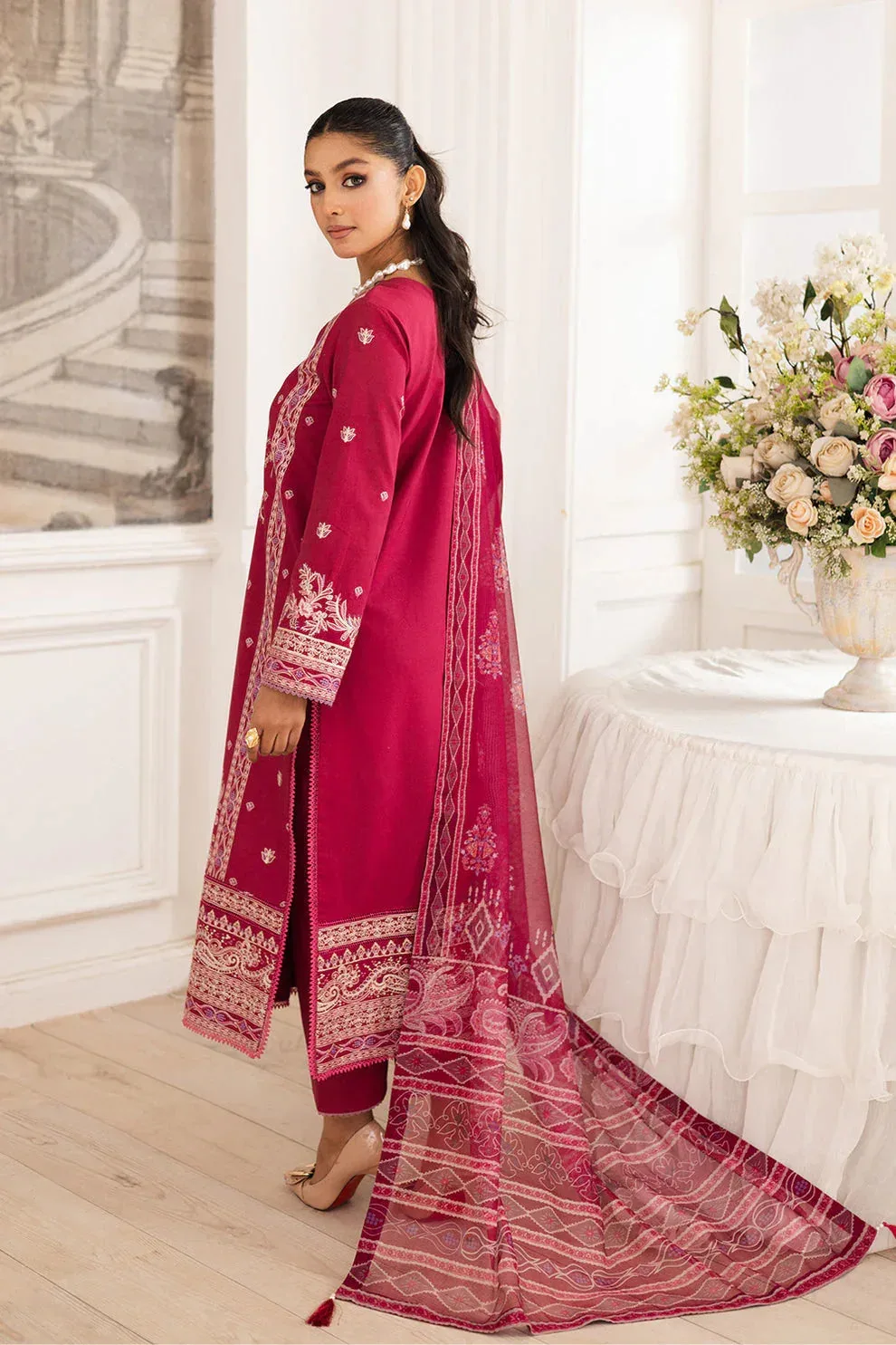 Maryum N Maria Mira Luxury Lawn Carmine Lawn – view 2 – Poshaq