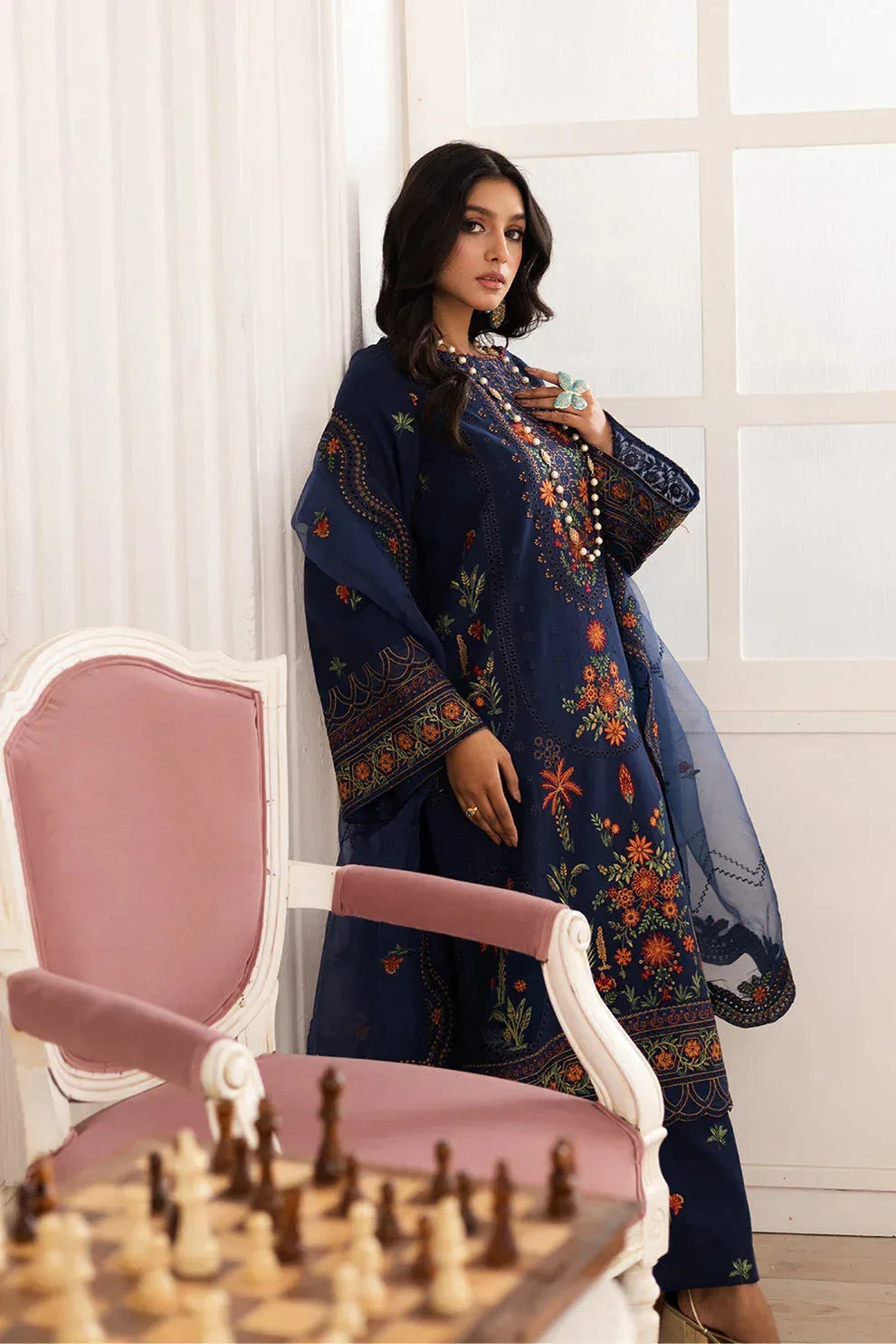 Maryum N Maria Mira Luxury Lawn Navy Lawn – view 3 – Poshaq