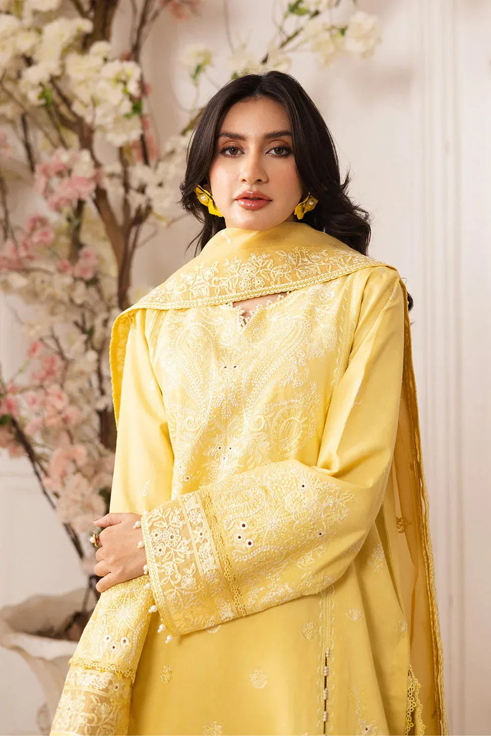 Maryum N Maria Mira Luxury Lawn Yellow Lawn – view 3 – Poshaq