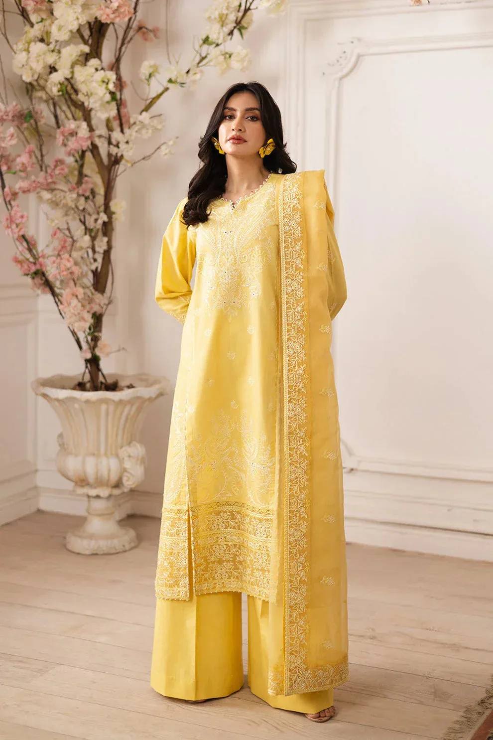 Maryum N Maria Mira Luxury Lawn Yellow Lawn – view 4 – Poshaq