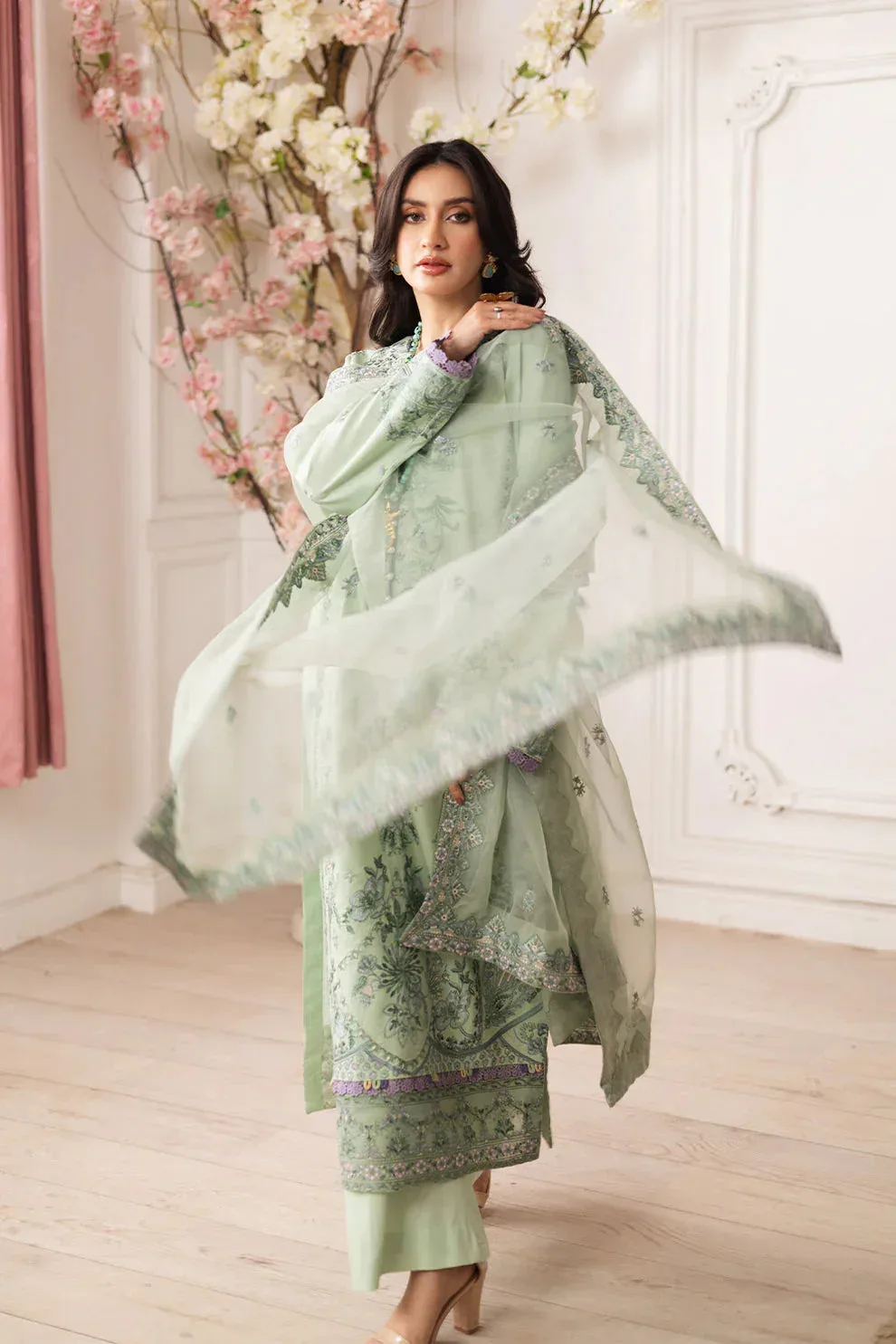 Maryum N Maria Mira Luxury Lawn Sage Green Lawn – view 4 – Poshaq