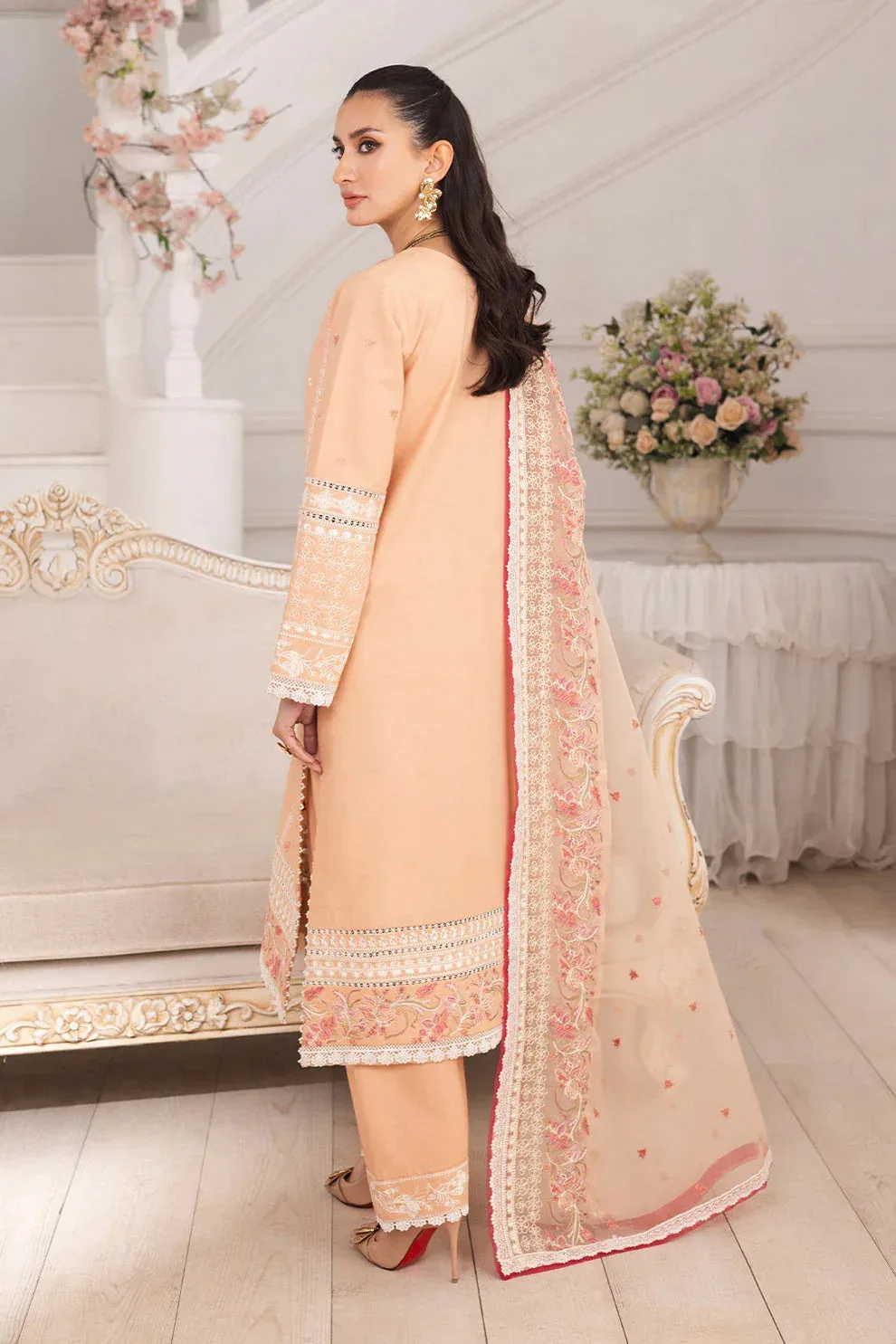 Maryum N Maria Mira Luxury Lawn Pale Peach Lawn – view 2 – Poshaq