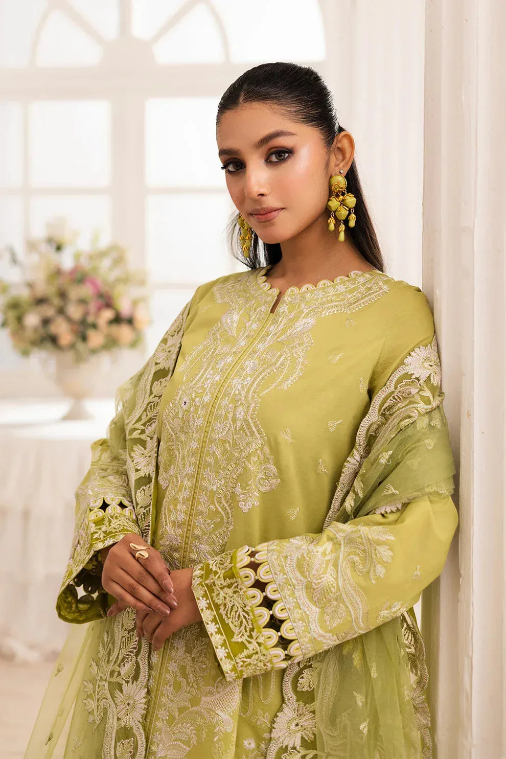 Maryum N Maria Mira Luxury Lawn Olive Lawn – view 3 – Poshaq