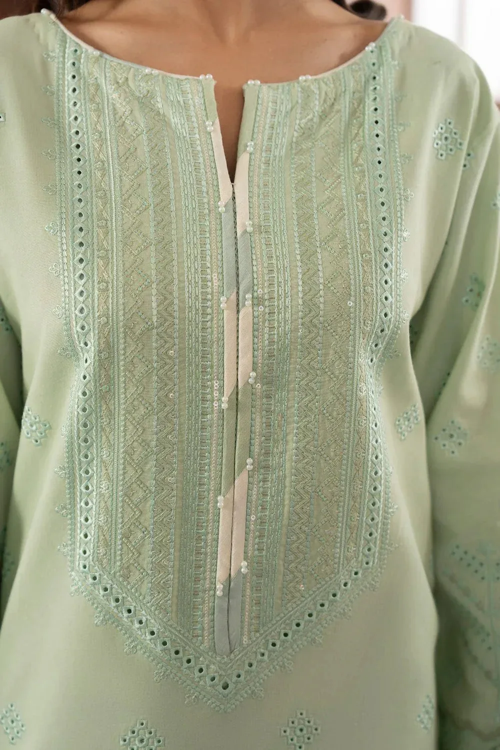 Maryum N Maria Luxury Lawn 25 Mint Green Organza – view 3 – Poshaq