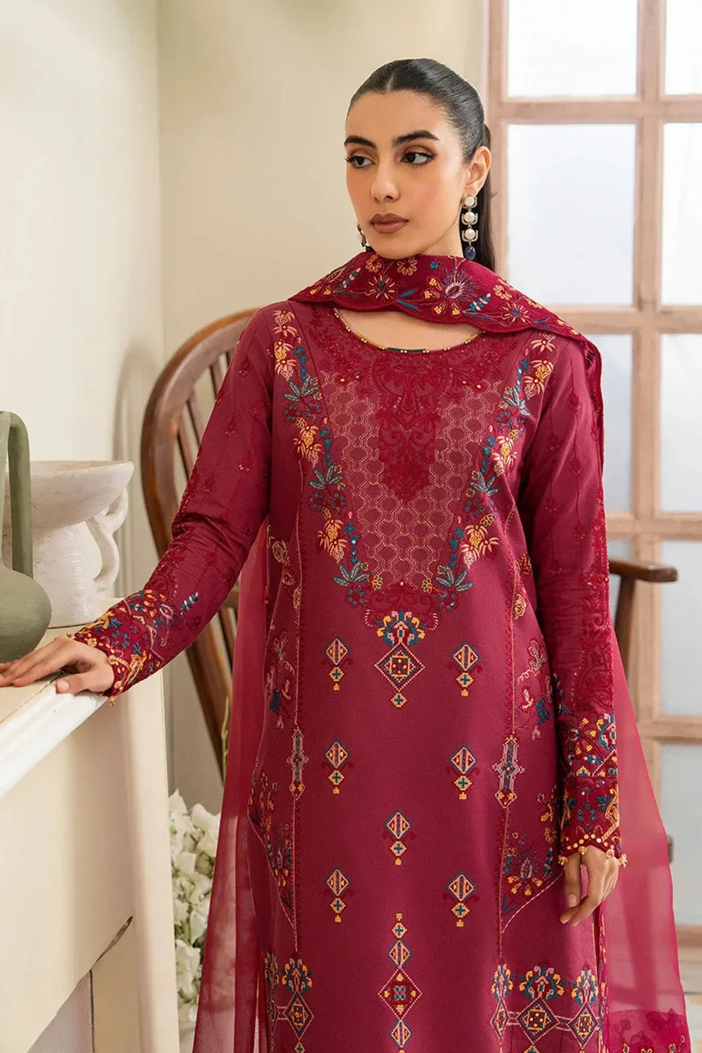Maryum N Maria Luxury Lawn 25 Maroon Organza – view 3 – Poshaq