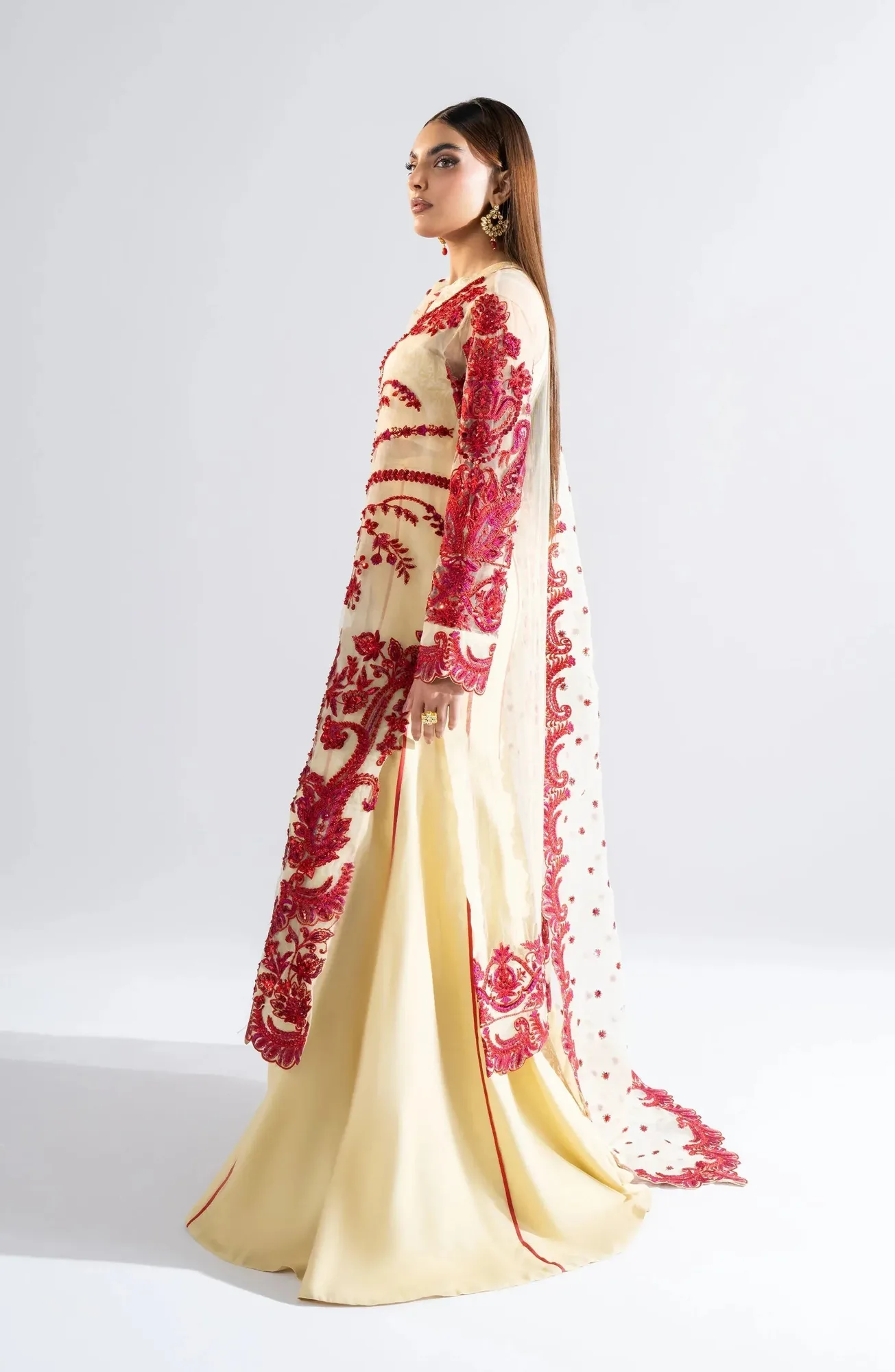 Maryum N Maria Riwayat Wedding Formals Ivory Organza – view 5 – Poshaq