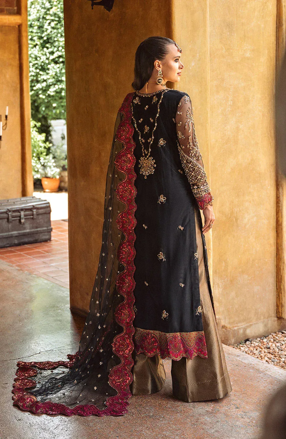 Maryum N Maria Riwayat Wedding Formals Black Tissue – view 2 – Poshaq