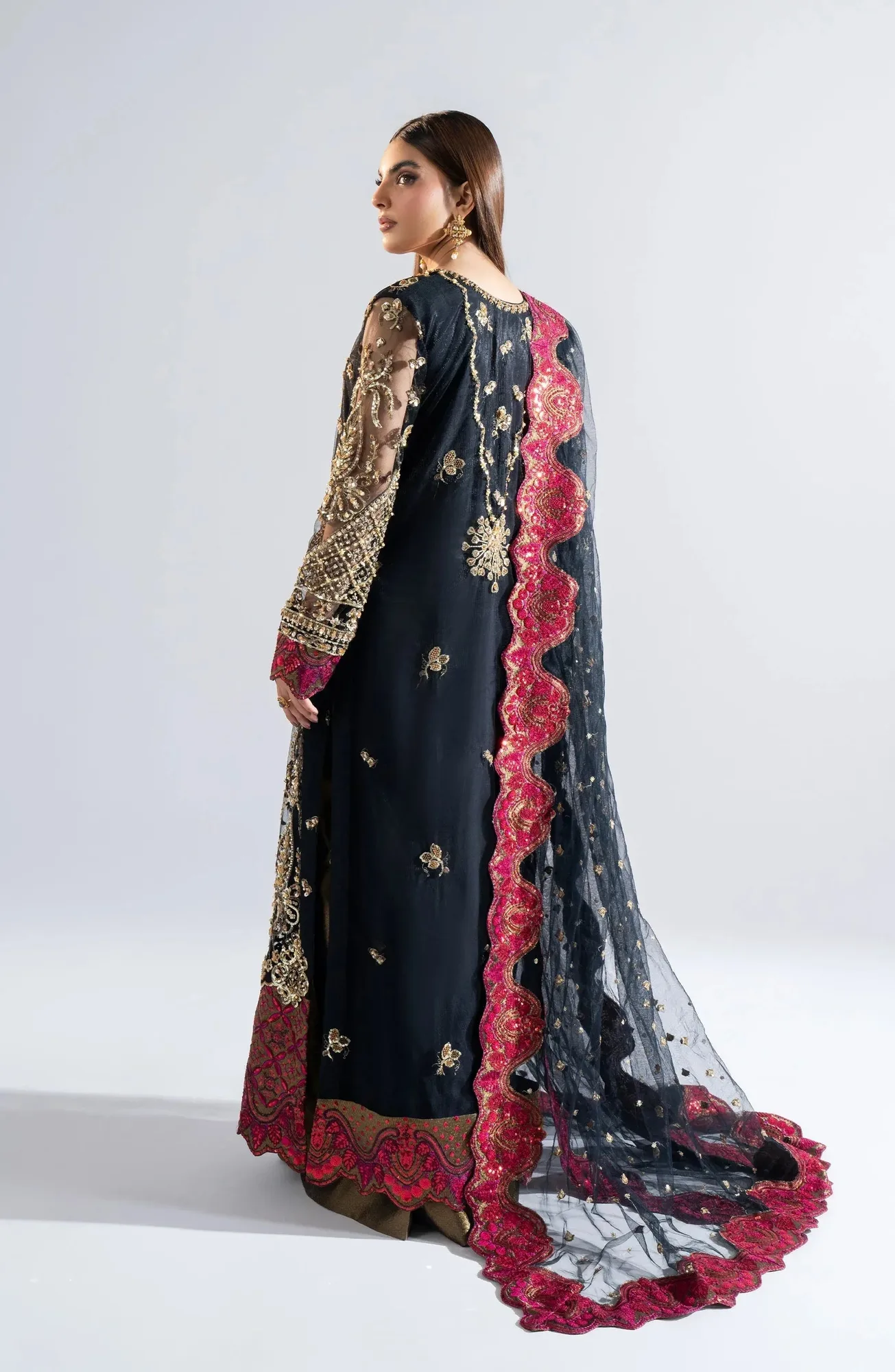 Maryum N Maria Riwayat Wedding Formals Black Tissue – view 4 – Poshaq