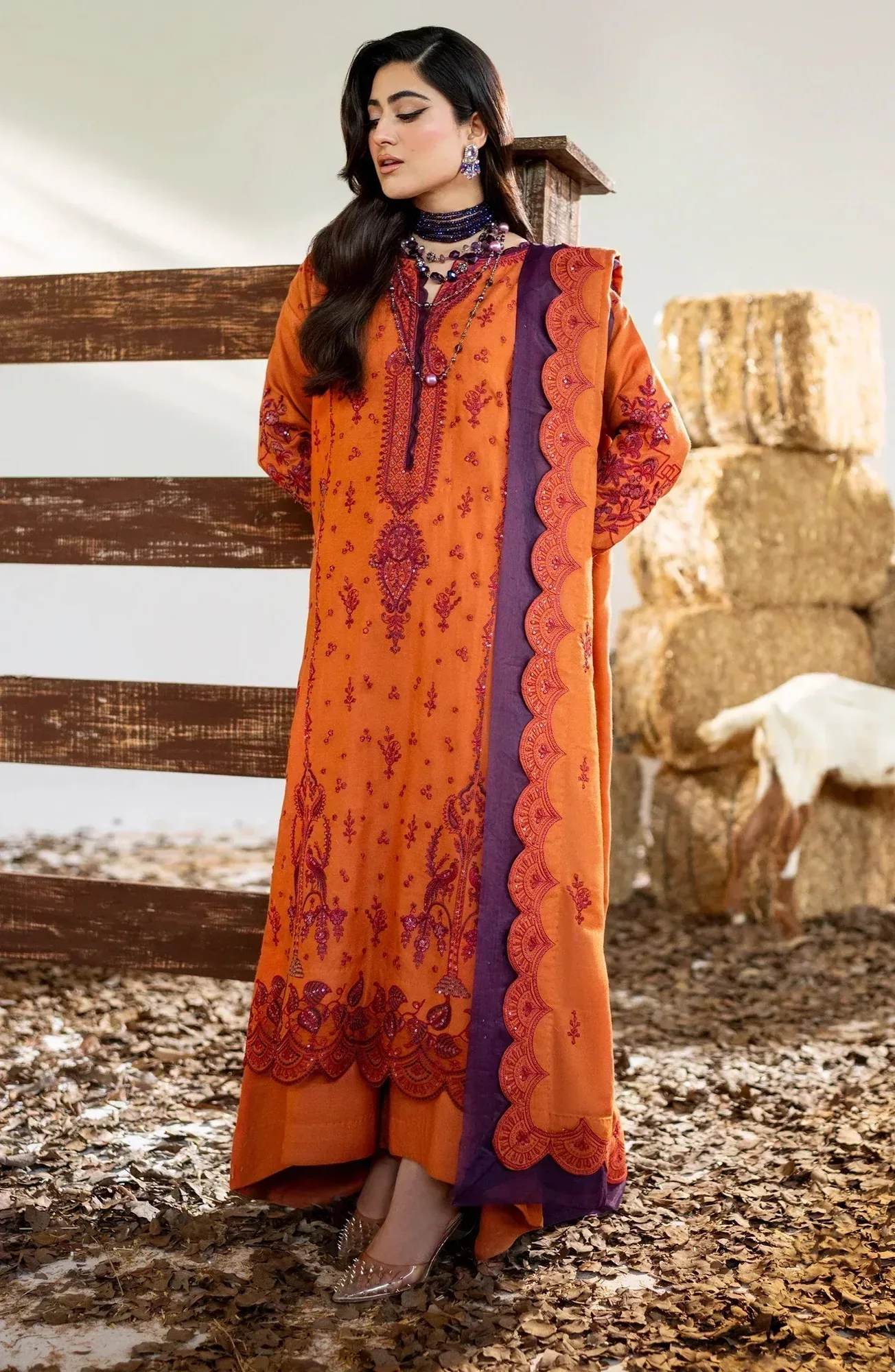 Maryum N Maria Shehr Bano Winter 23 Orange Organza – view 1 – Poshaq