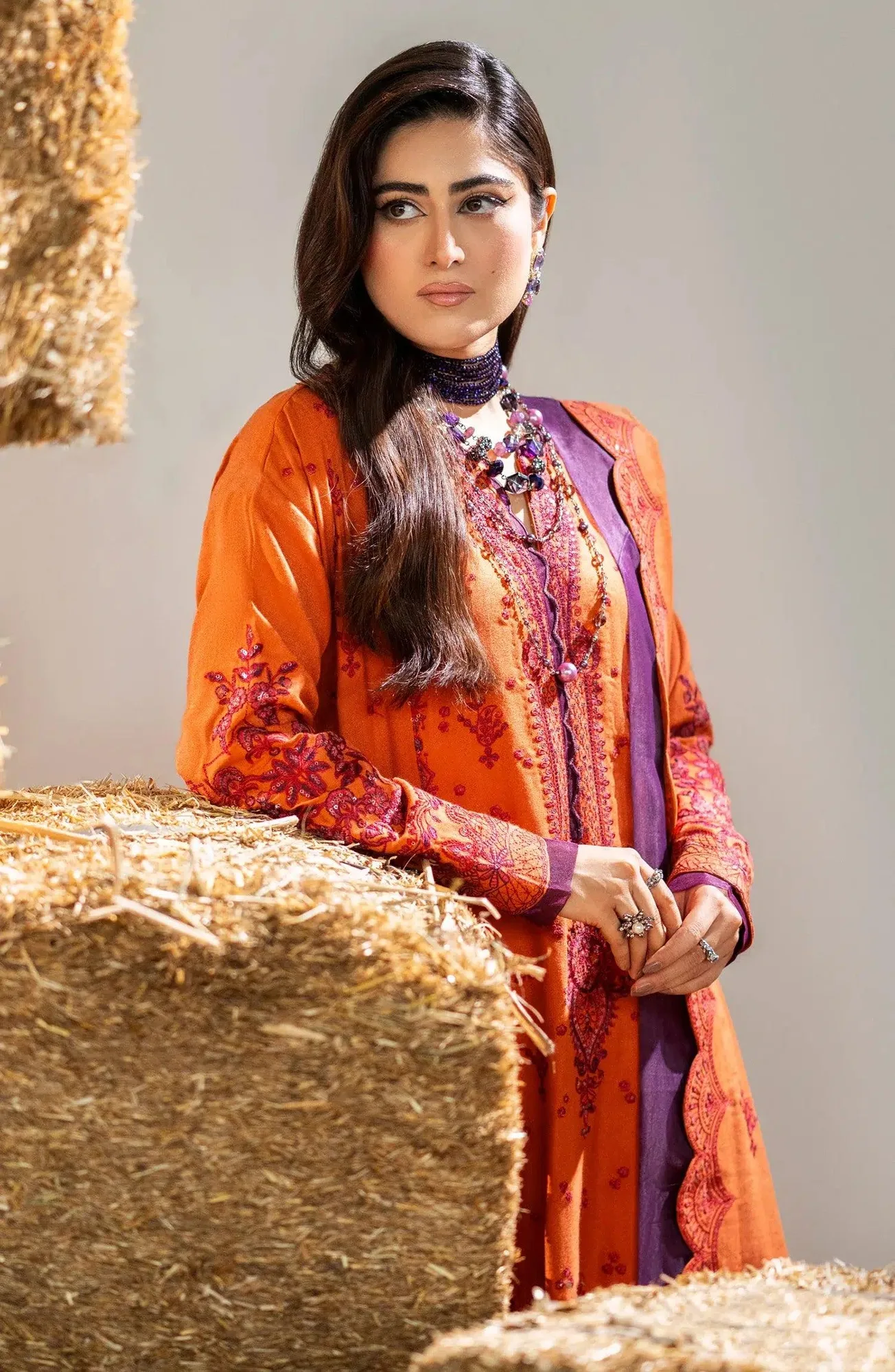 Maryum N Maria Shehr Bano Winter 23 Orange Organza – view 4 – Poshaq