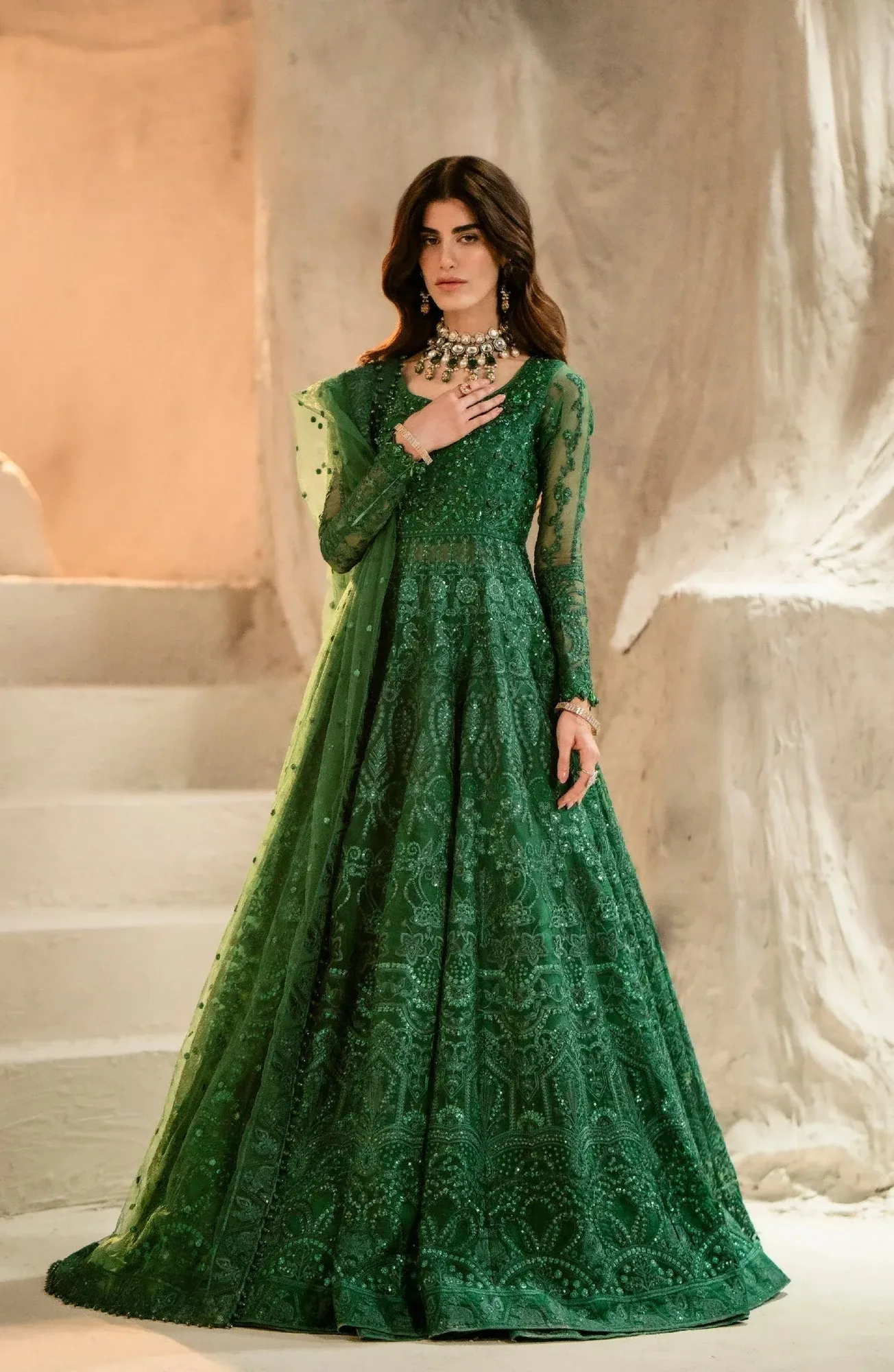 Maryum N Maria Mehr o Maah Bridals Bottle Green Organza – view 1 – Poshaq