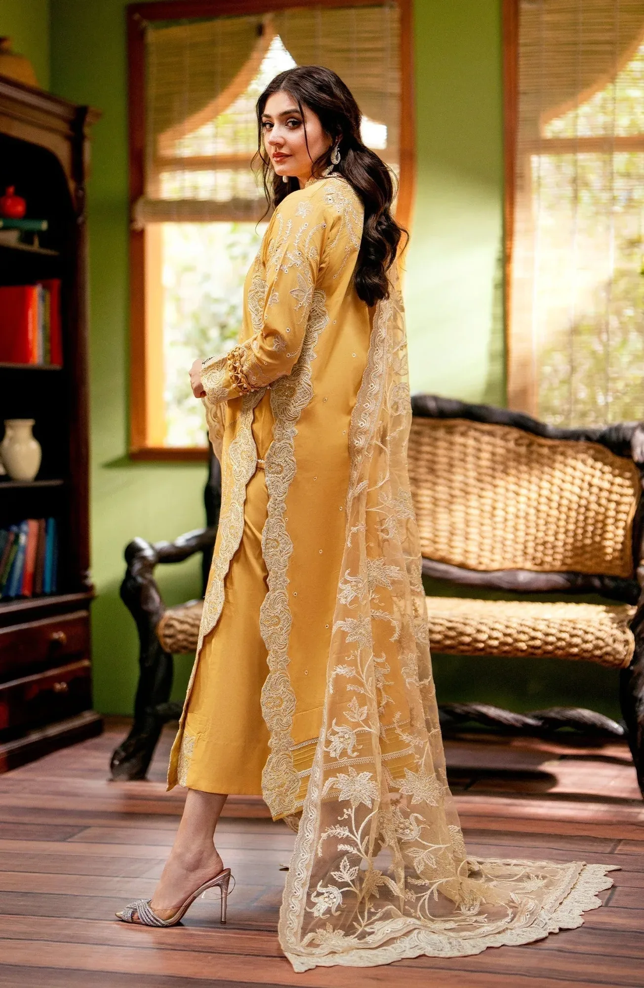 Maryum N Maria Luxury Lawn 24 Organza – view 2 – Poshaq