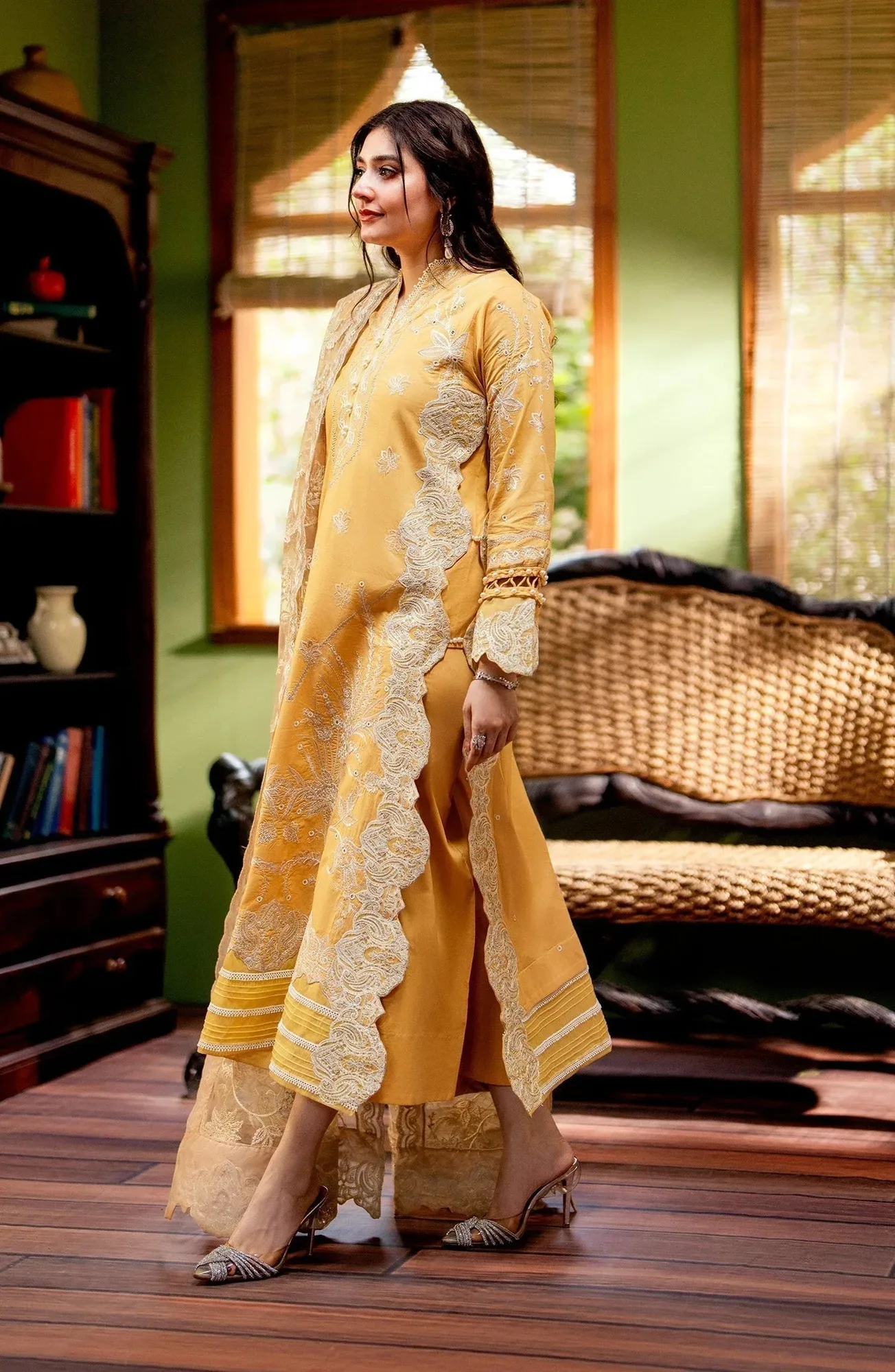 Maryum N Maria Luxury Lawn 24 Organza – view 5 – Poshaq