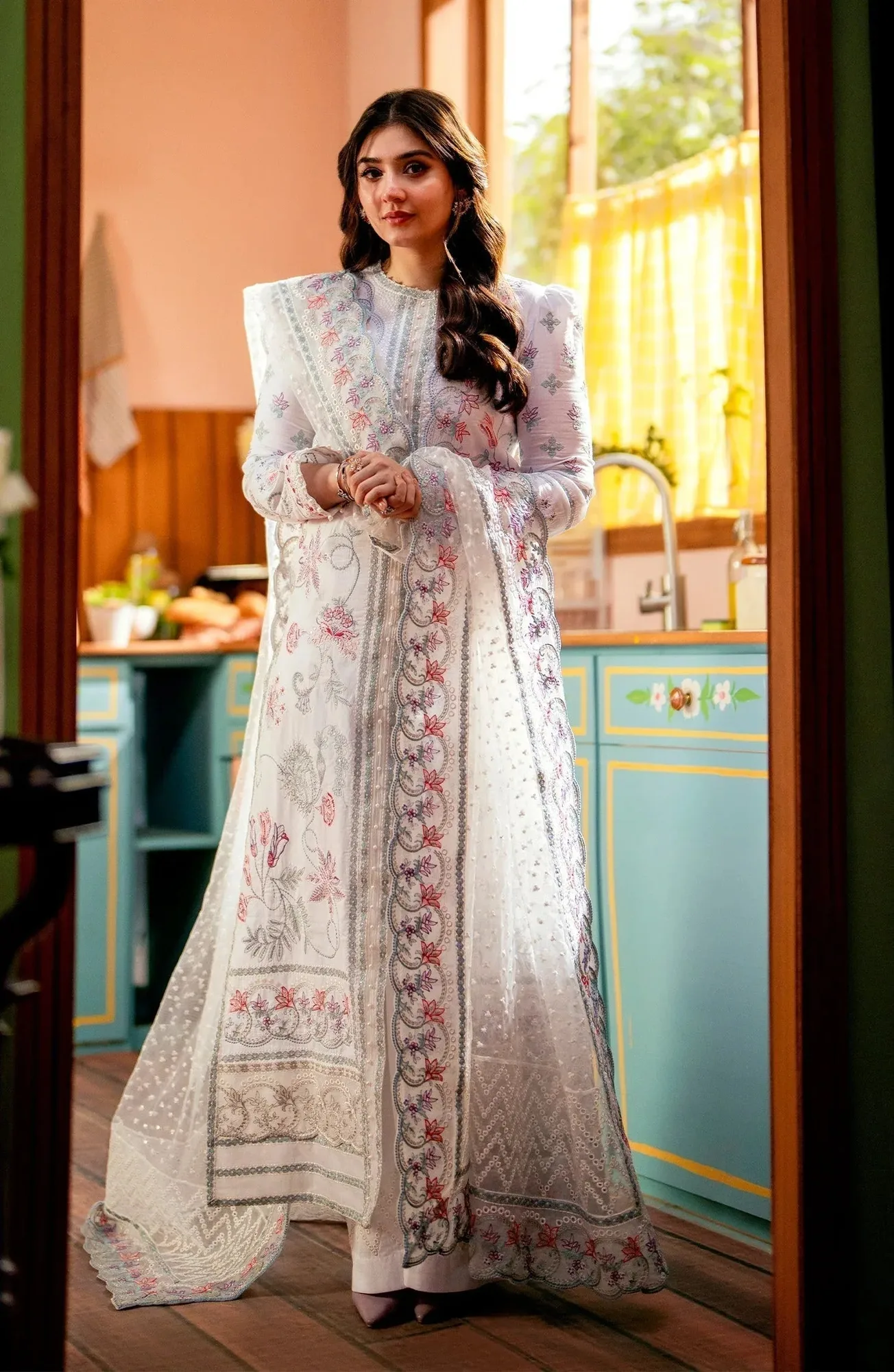 Maryum N Maria Luxury Lawn 24 White Organza – view 1 – Poshaq
