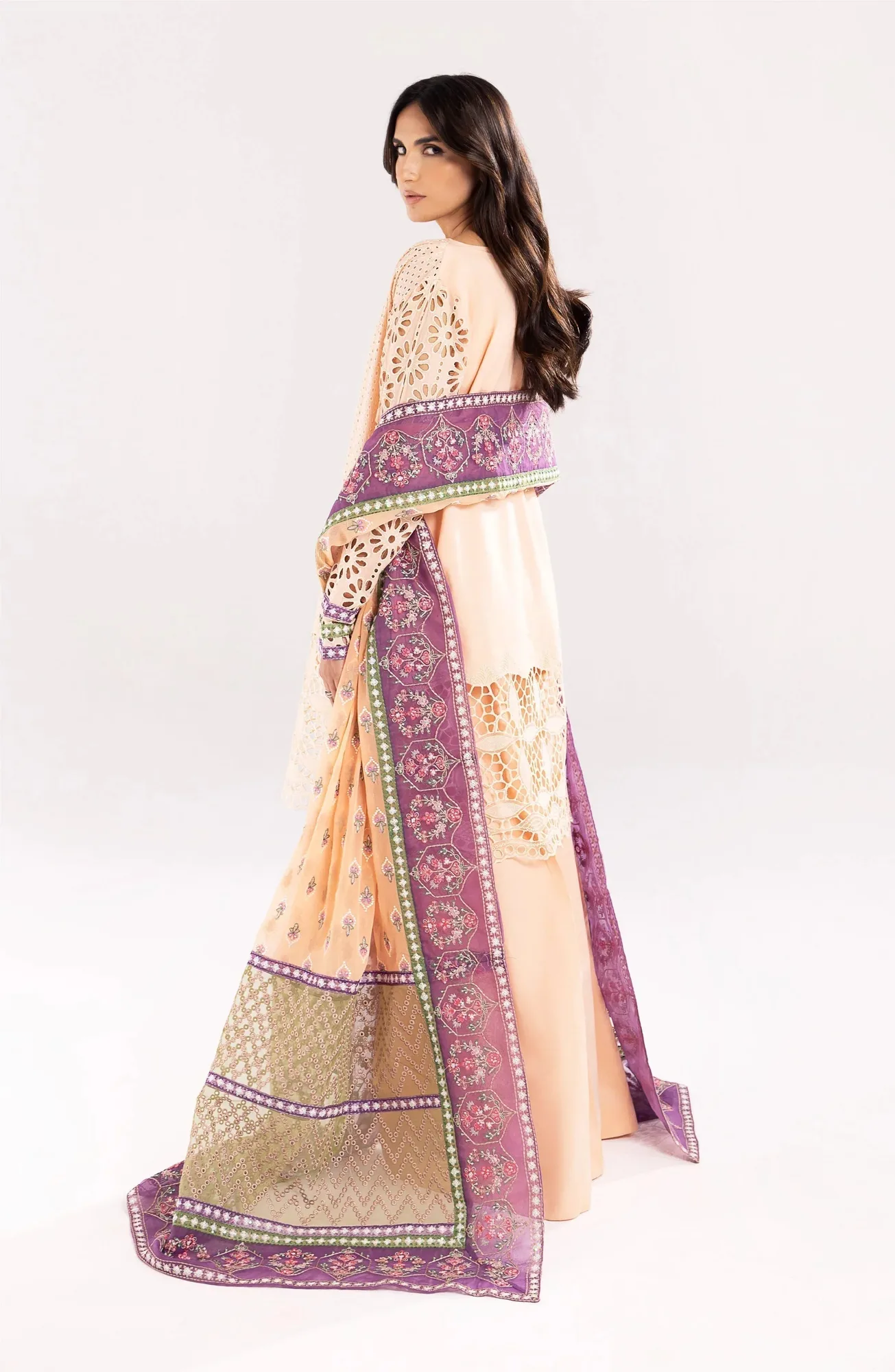 Maryum N Maria Eid Luxury Lawn 24 Peach Organza – view 2 – Poshaq