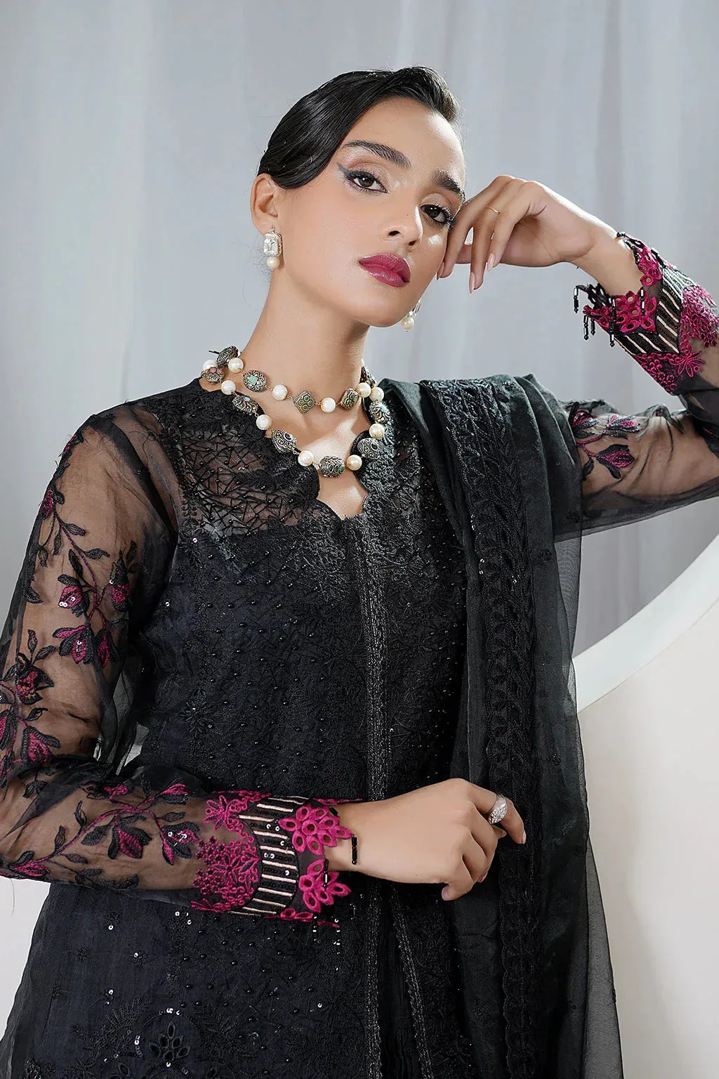 Maryams Embellished Pret Black Organza – view 3 – Poshaq