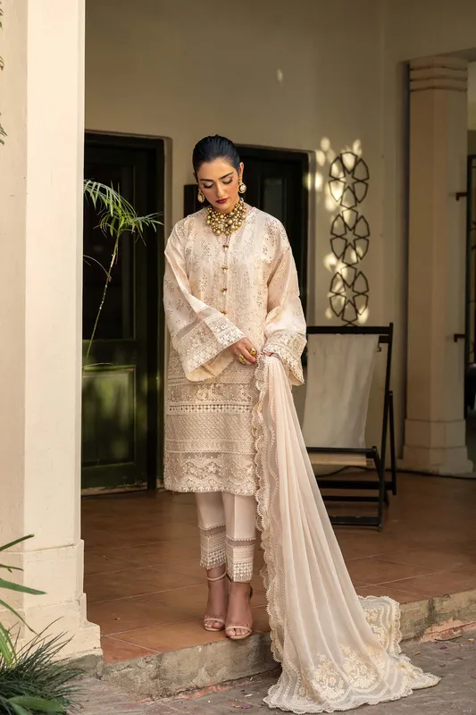 Maryam Hussain Luxury Lawn 25 Gold Organza – view 1 – Poshaq