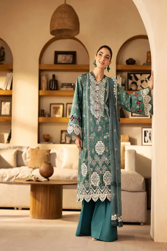 Maryam Hussain Luxury Lawn 25 Emerald Green Organza – view 1 – Poshaq