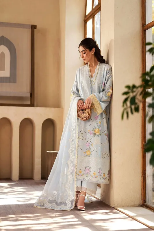 Maryam Hussain Luxury Lawn 25 Sky Blue Organza – view 1 – Poshaq