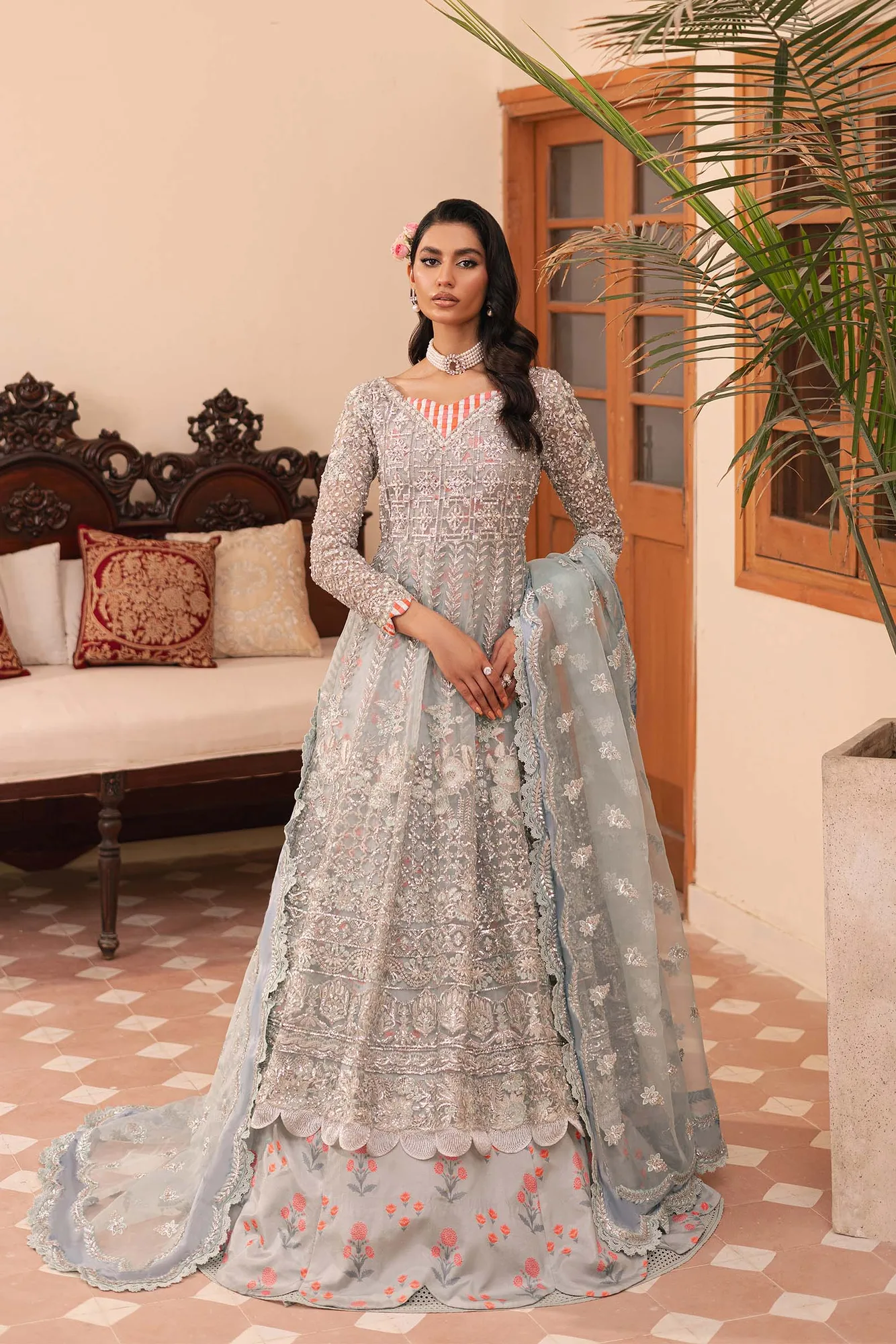 Maryam Hussain Marwa Luxury Formals 24 Silver Cotton Silk – view 1 – Poshaq